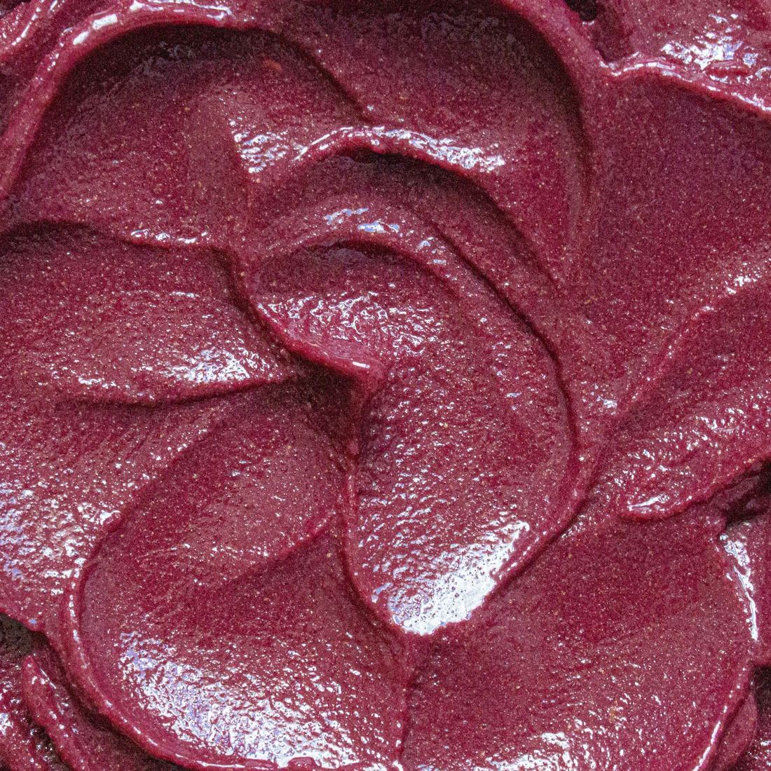 Mix acai, raspberry, banana