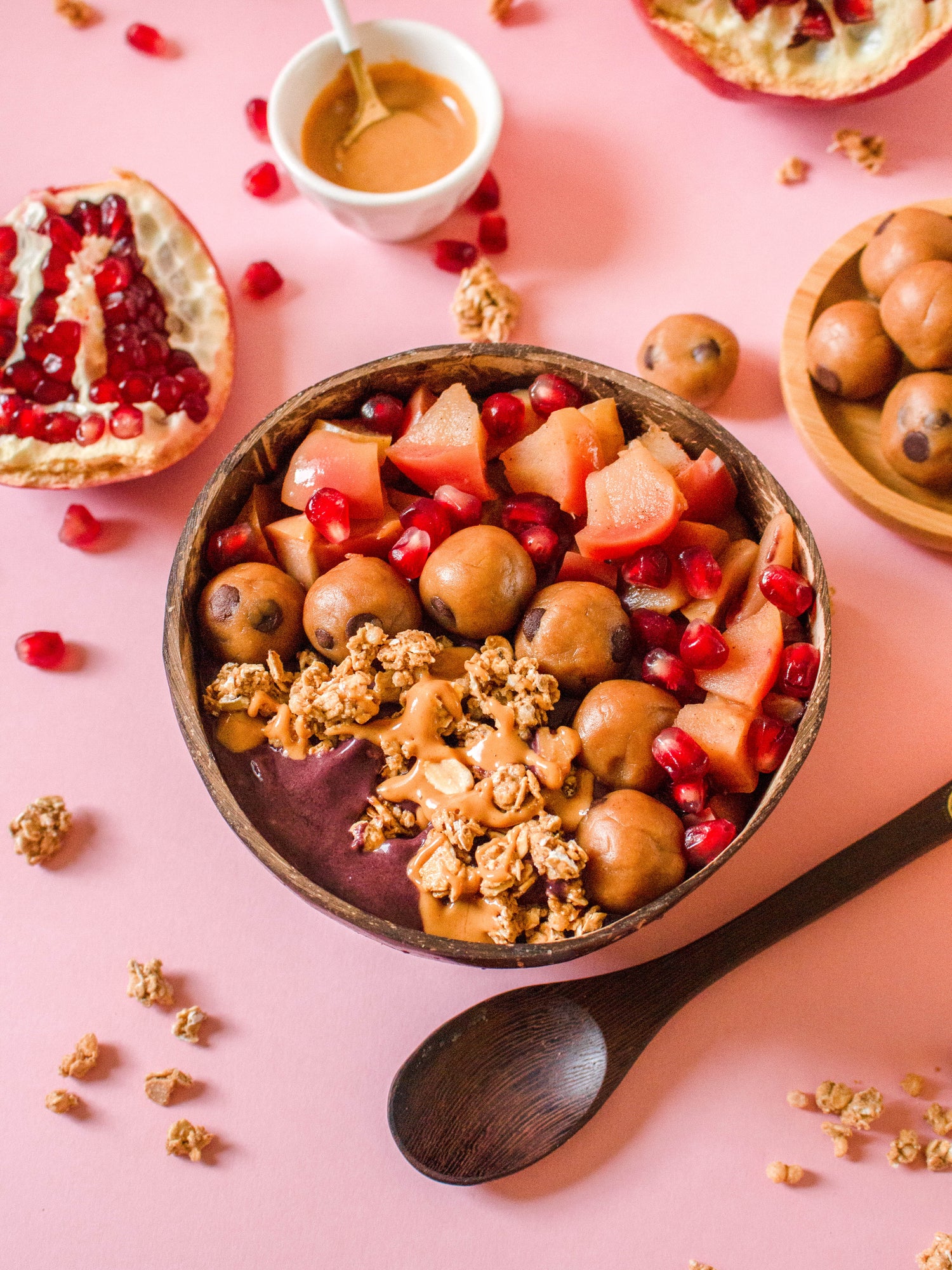 bol de açai y masa de galletas