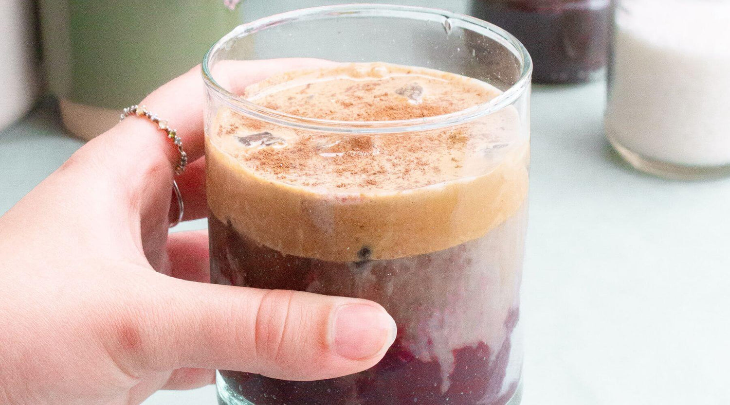 Café Dalgona com açaí