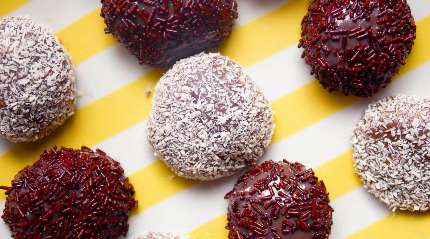 brigadeiro com açaí (confeitaria brasileira)