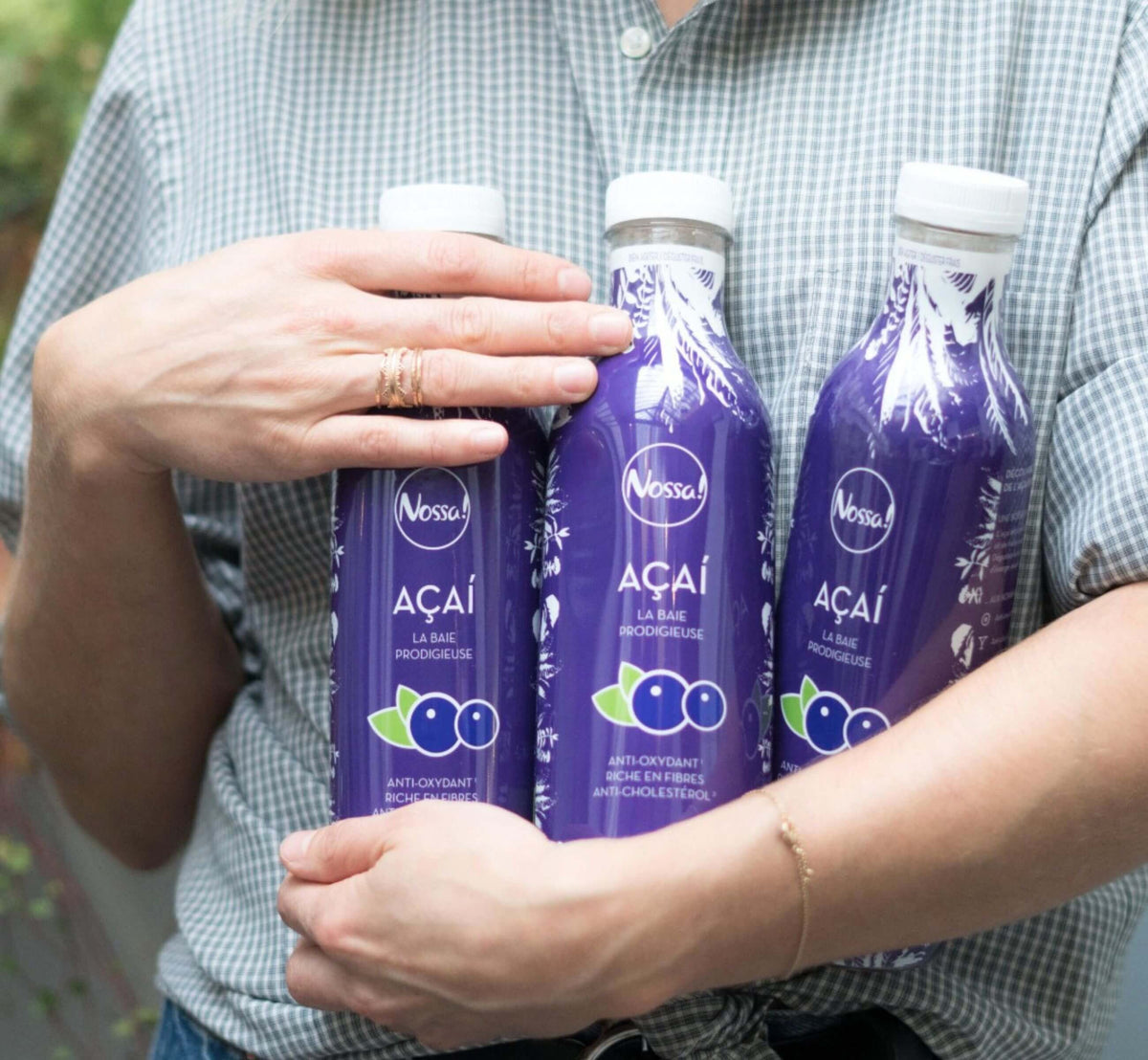 <p><strong>Diversification et Certification</strong></p><p>Nous élargissons notre gamme avec le lancement de boissons à l'açai, de pulpes surgelées pour les restaurants et obtenons la certification biologique, attestant de notre engagement envers la qualité et la durabilité.</p>